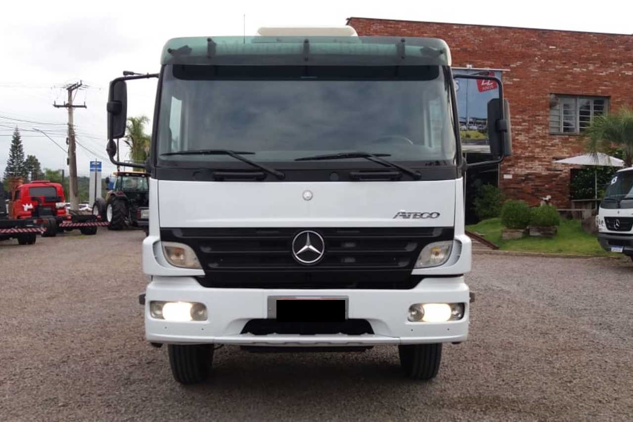MB2428 Mercedes Benz - 09/09